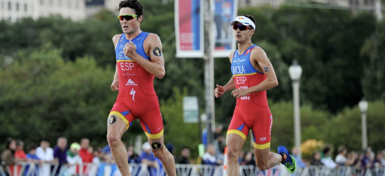 "Javier Gomez and Mario Mola Take Leadership Positions in Spanish Triathlon Federation" thumbnail